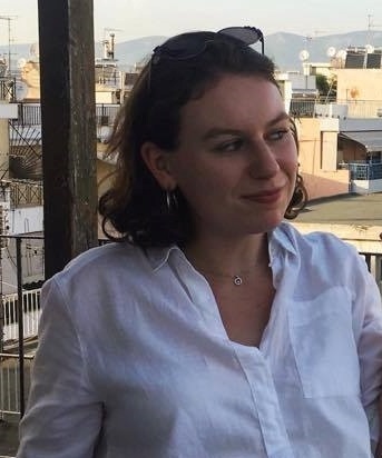 Dr Katherine Mennis
