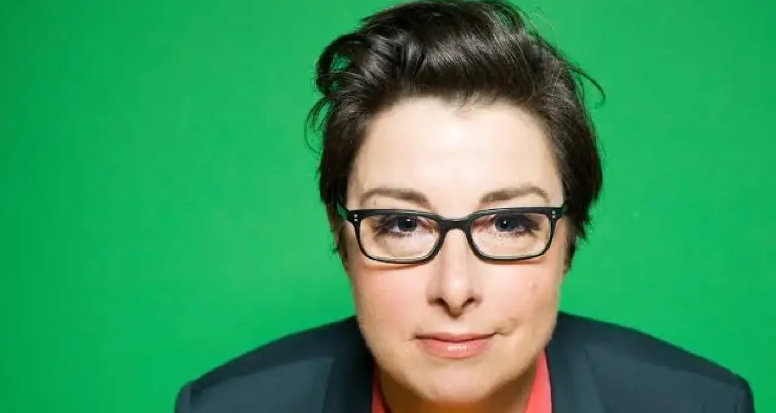 Portrait of Sue Perkins.