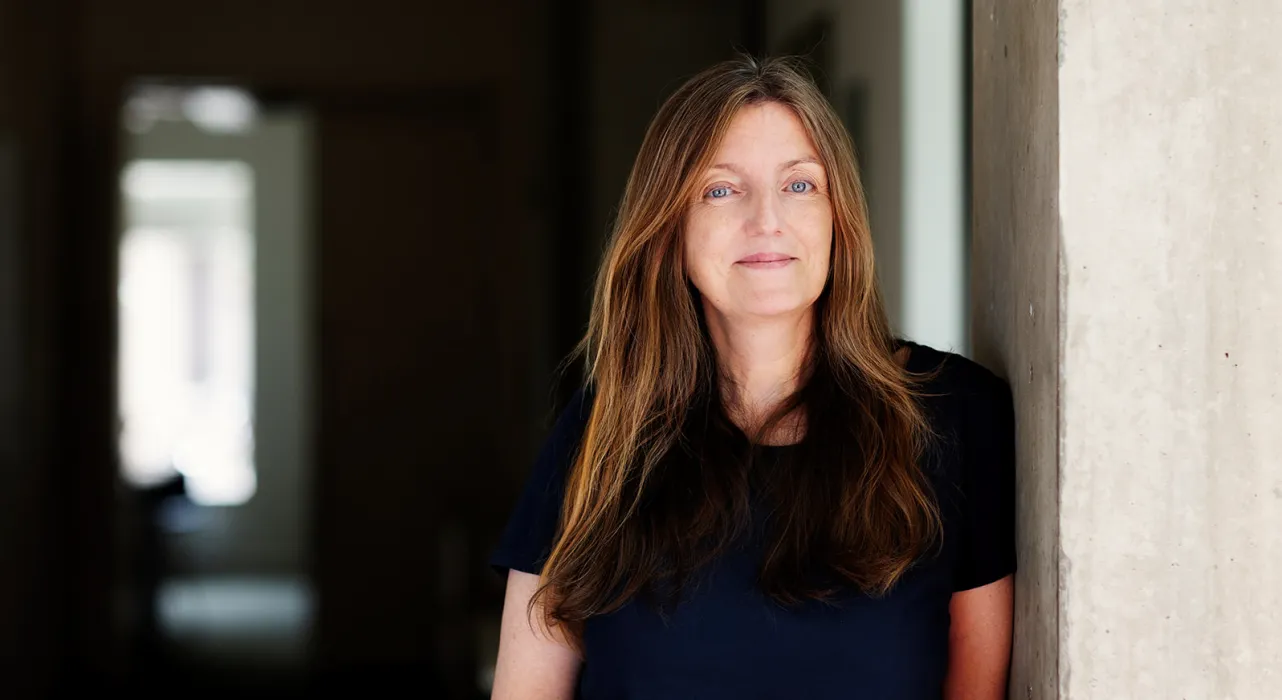 Profile of Anna Fox