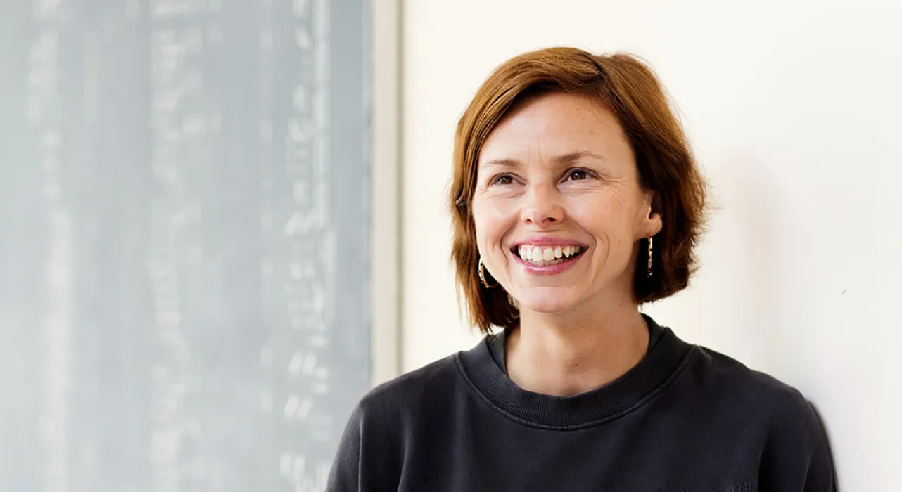 Profile of Lisa Gold