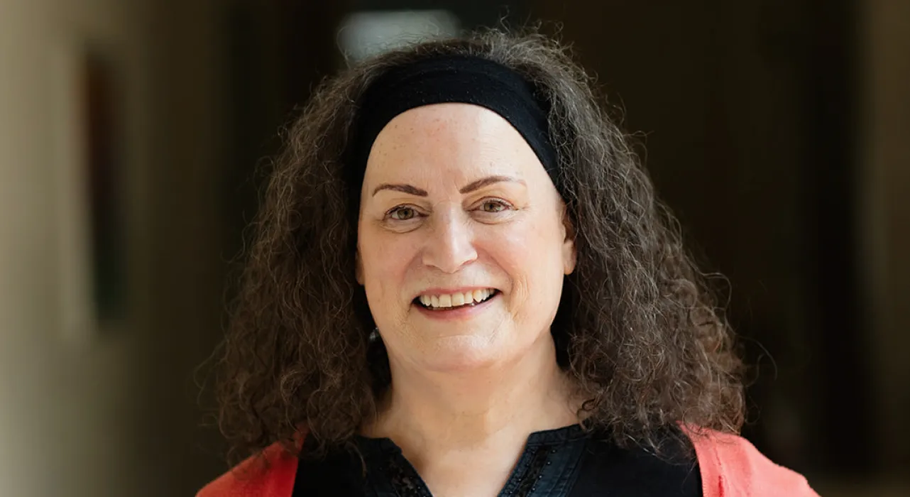 Profile of Lorraine Carver